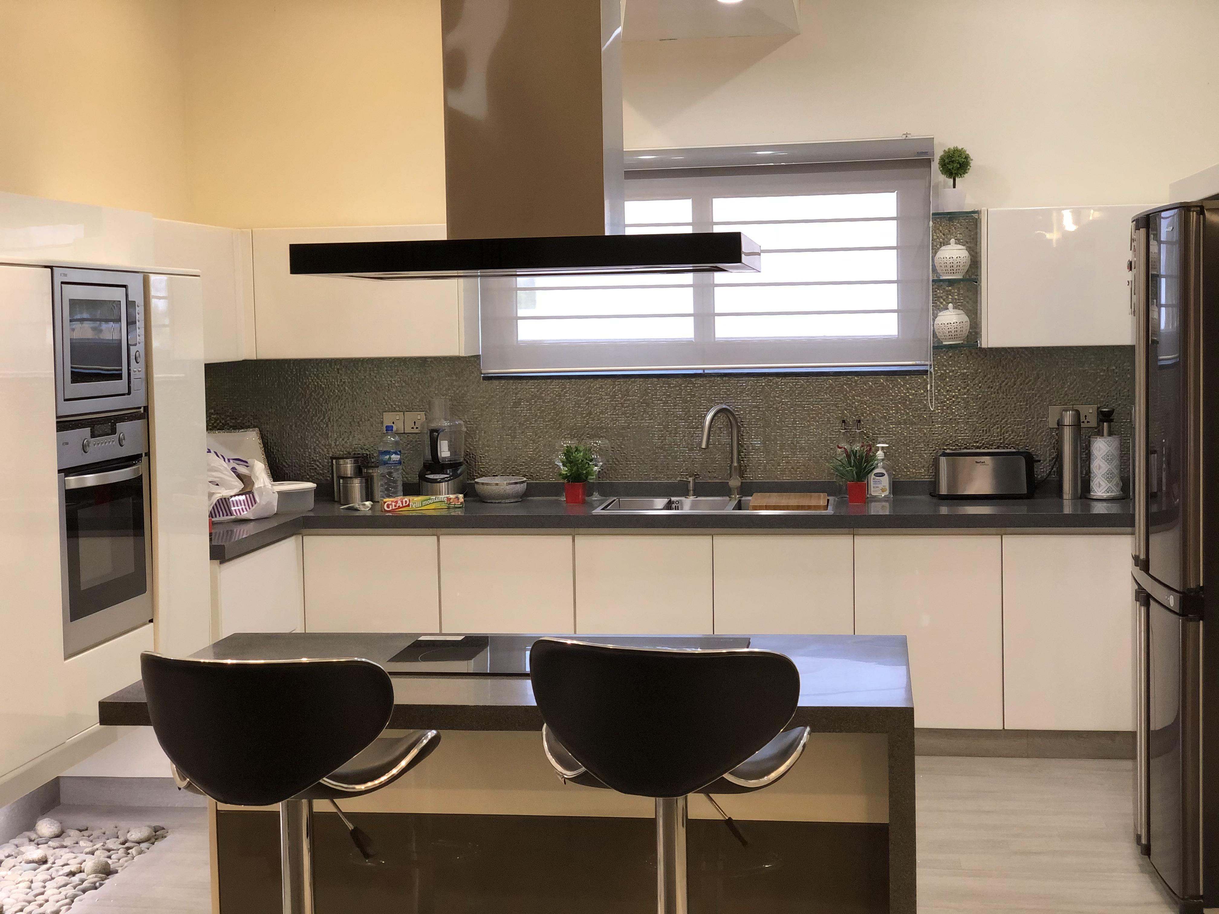 Pull-Out Base Organizers